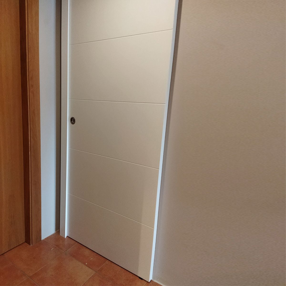 Elegir puertas para el hogar: &iquest;puertas correderas o batientes?