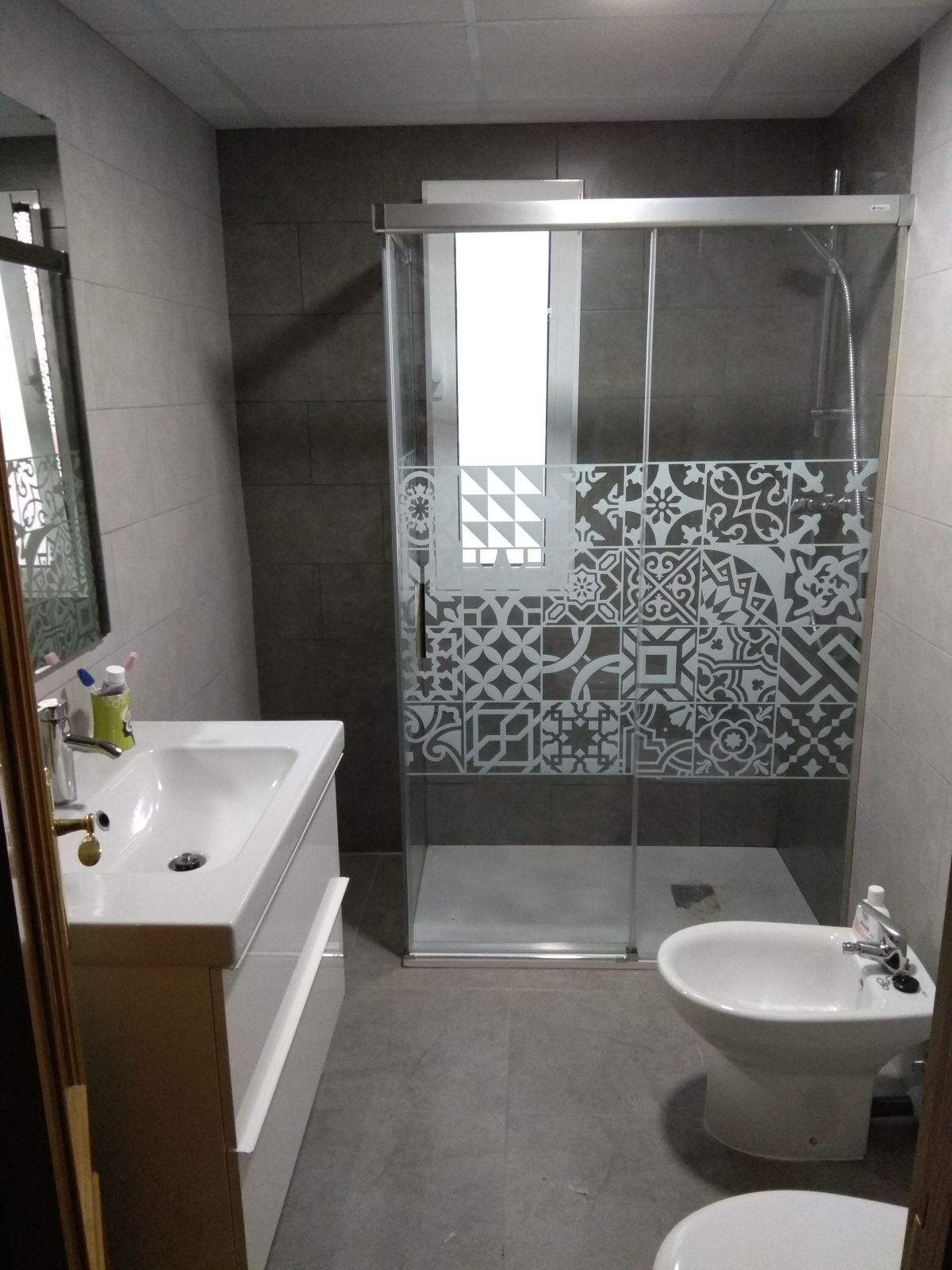 5 ideas pr&aacute;cticas e inspiradoras en mamparas de ba&ntilde;o